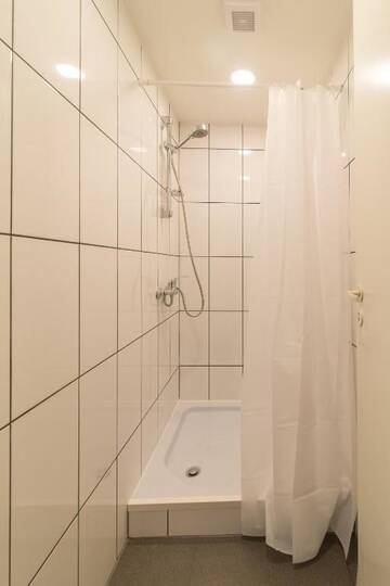 Фото номера Двухместный номер с 2 отдельными кроватями Хостелы Järve Top Hostel г. Кохтла-Ярве 11